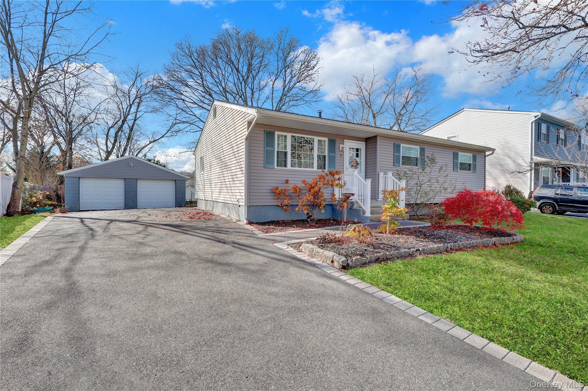 Single Family Winston Suffolk County, NY 11720, MLS-936252-4