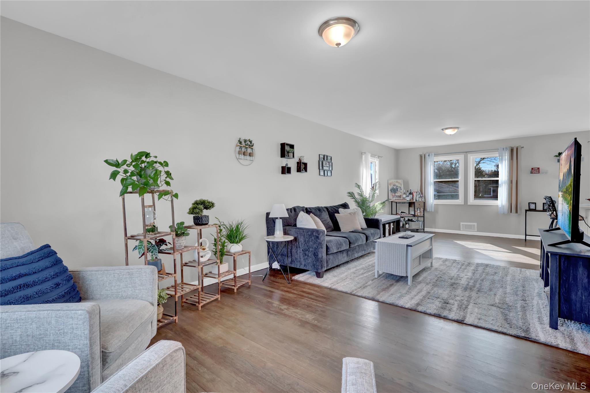 Single Family Winston Suffolk County, NY 11720, MLS-936252-8