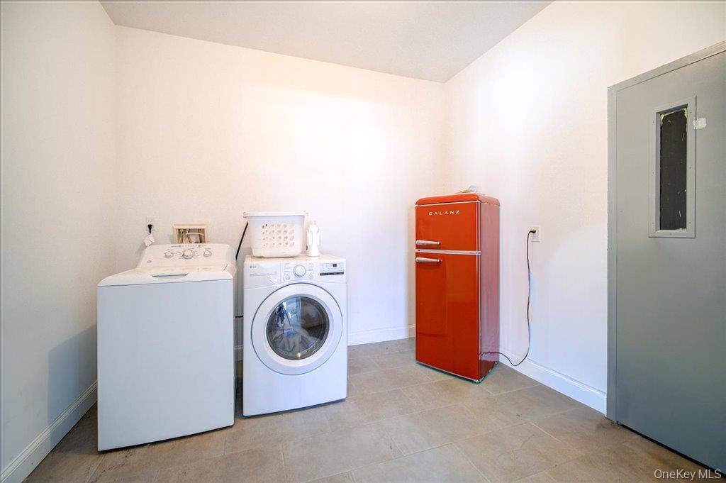 Single Family Johnson Dutchess County, NY 12594, MLS-936263-34