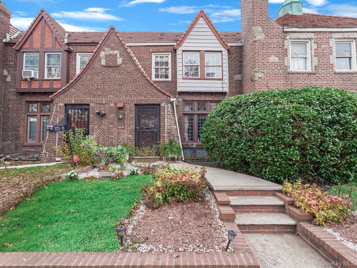 Single Family Sayers Queens, NY 11433, MLS-936301-28