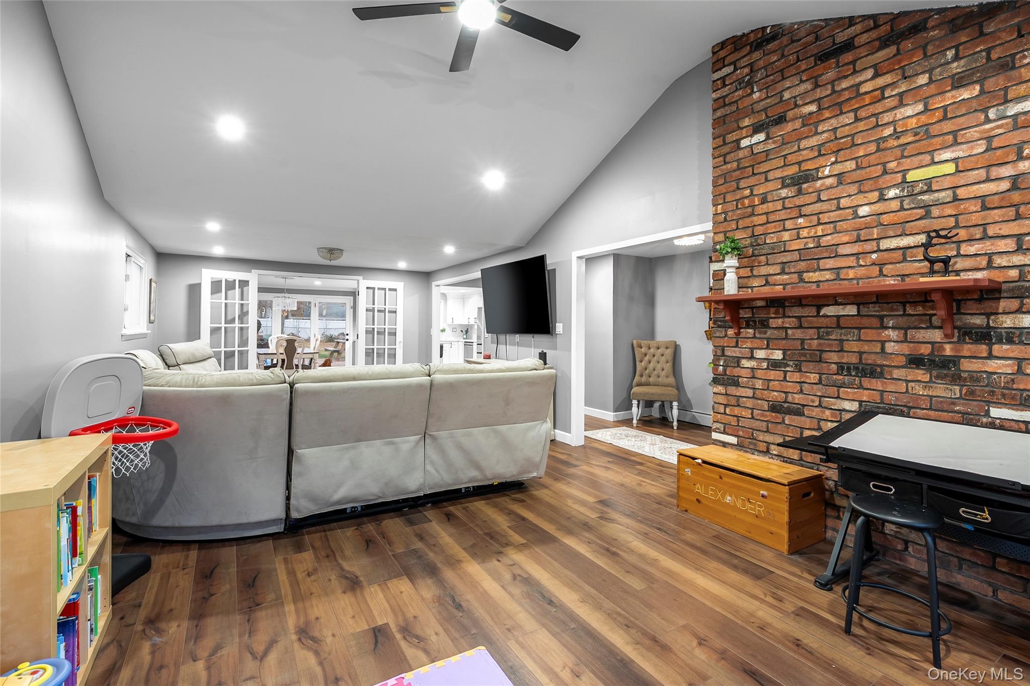 Single Family Corvette Suffolk County, NY 11784, MLS-936303-5