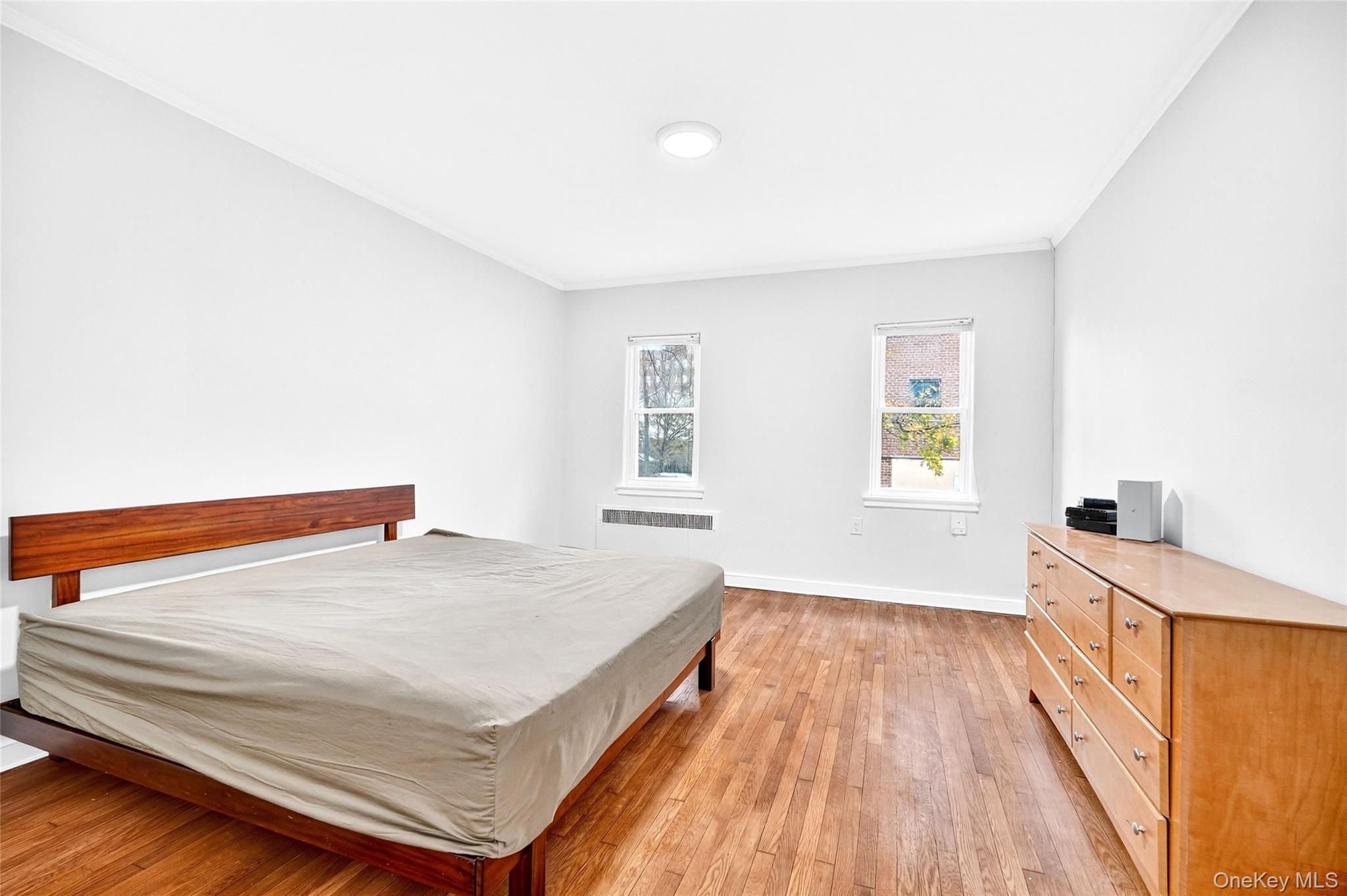 Single Family Rowland Bronx, NY 10461, MLS-936328-35