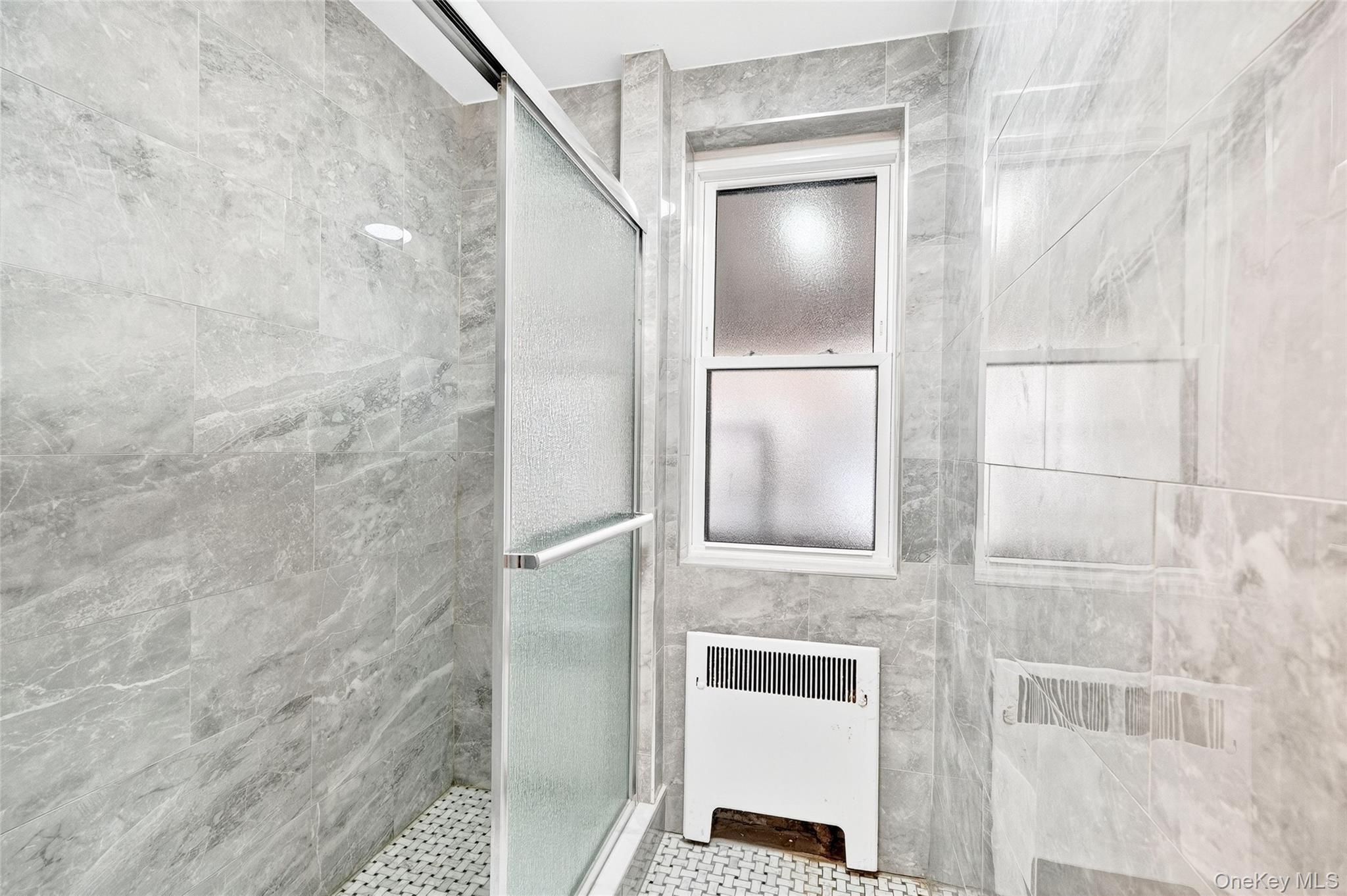 Single Family Rowland Bronx, NY 10461, MLS-936328-45