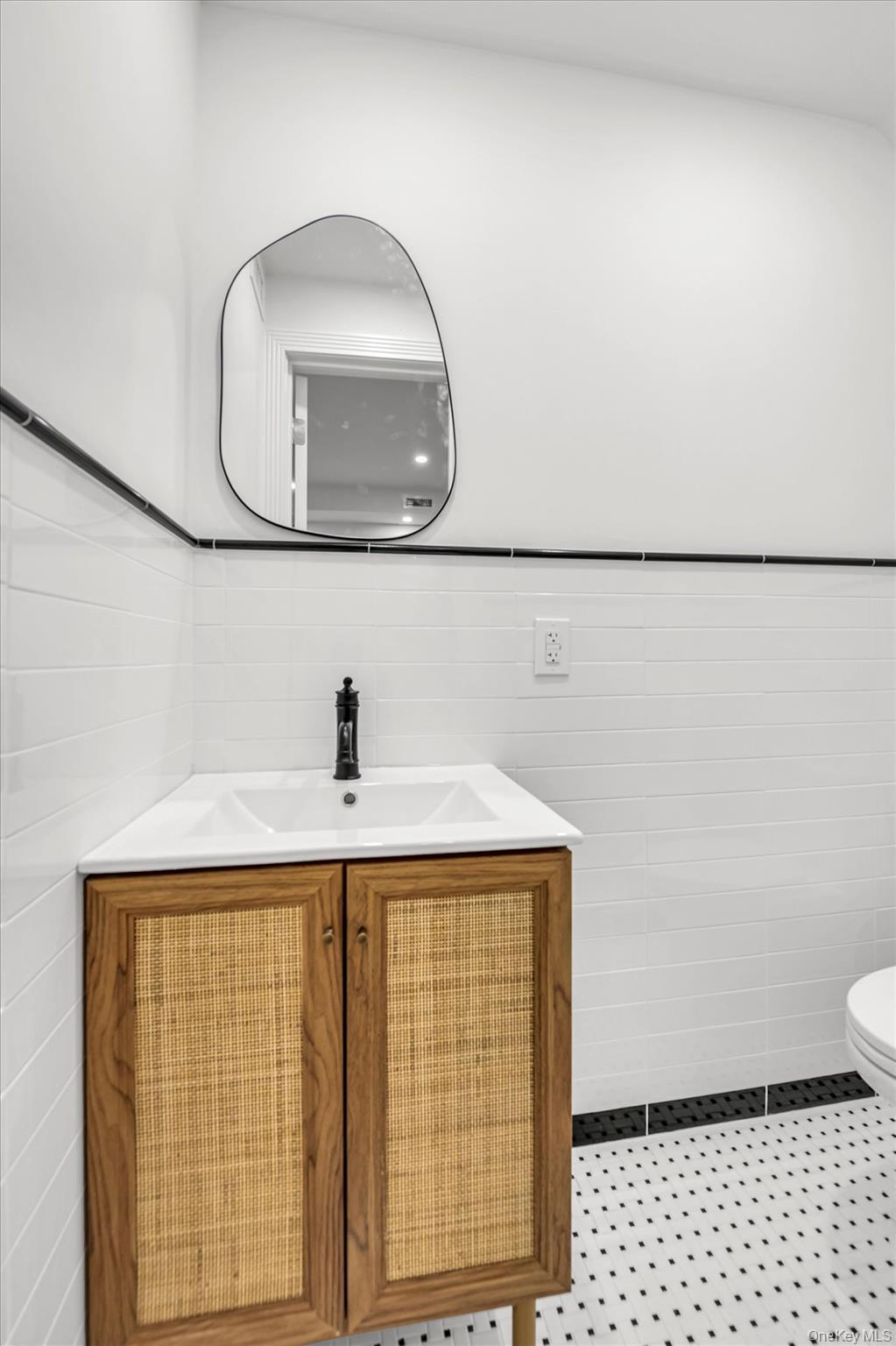 Single Family 28th  Brooklyn, NY 11226, MLS-936349-7