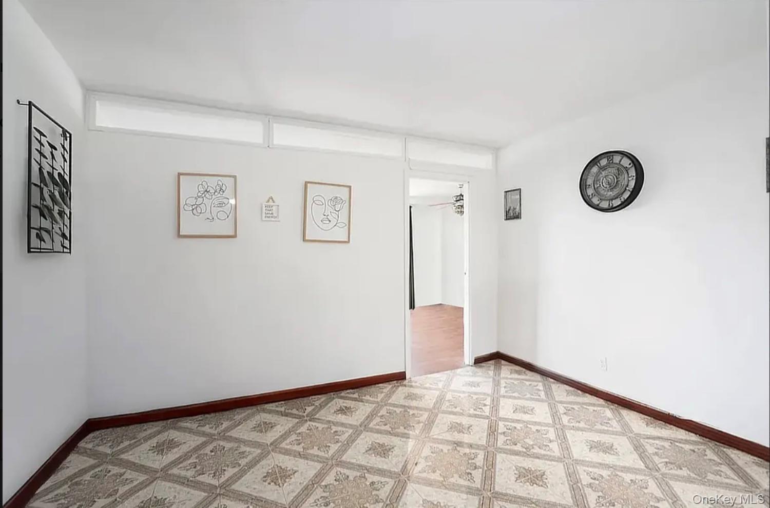 Apartment Flatbush  Brooklyn, NY 11210, MLS-936357-6