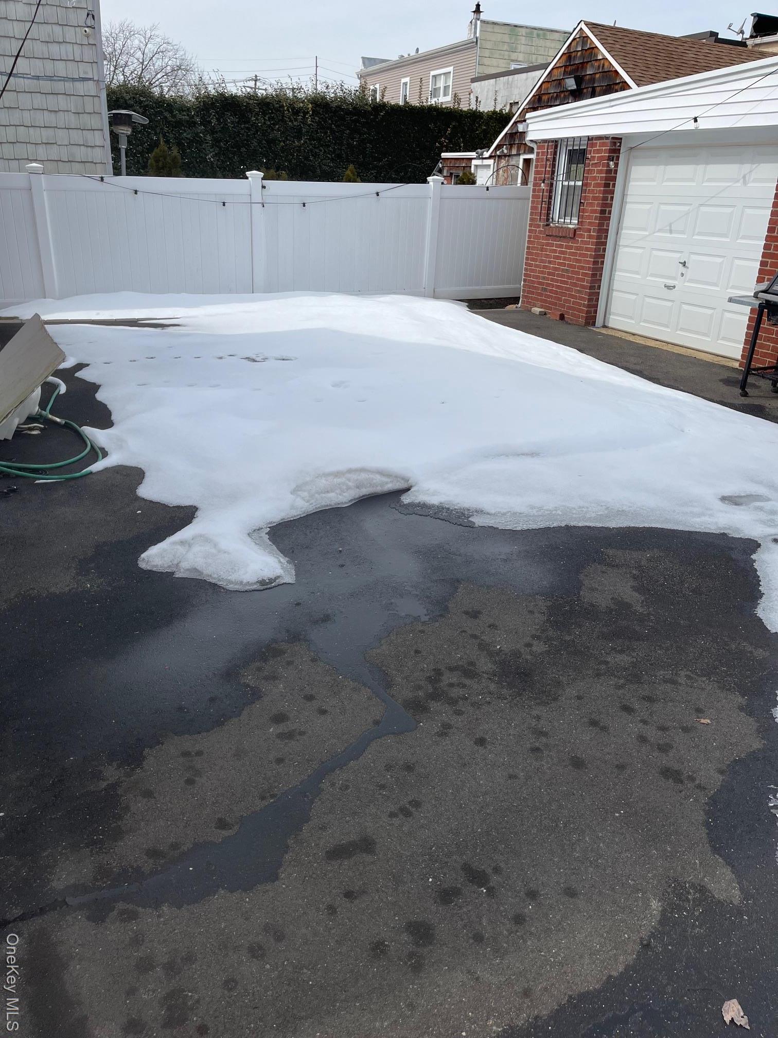 Single Family Beechwood  Nassau County, NY 11050, MLS-936374-12