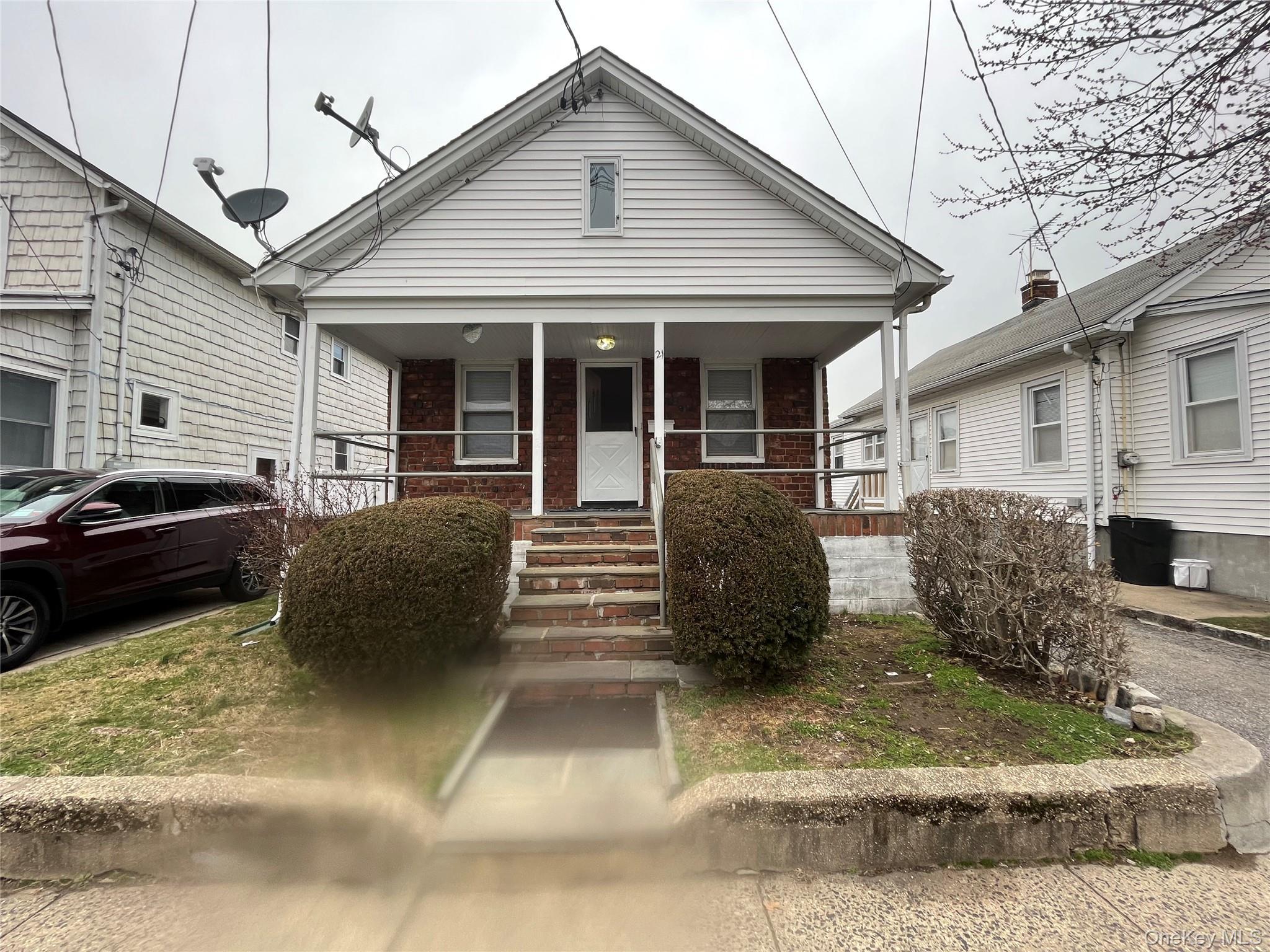 Single Family Beechwood Nassau County, NY 11050, MLS-936374-2