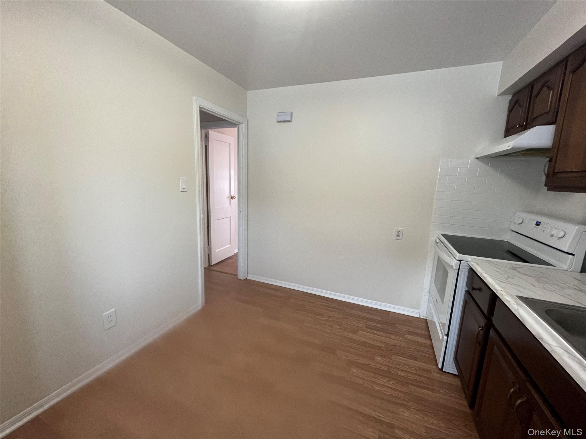 Single Family Beechwood Nassau County, NY 11050, MLS-936374-6