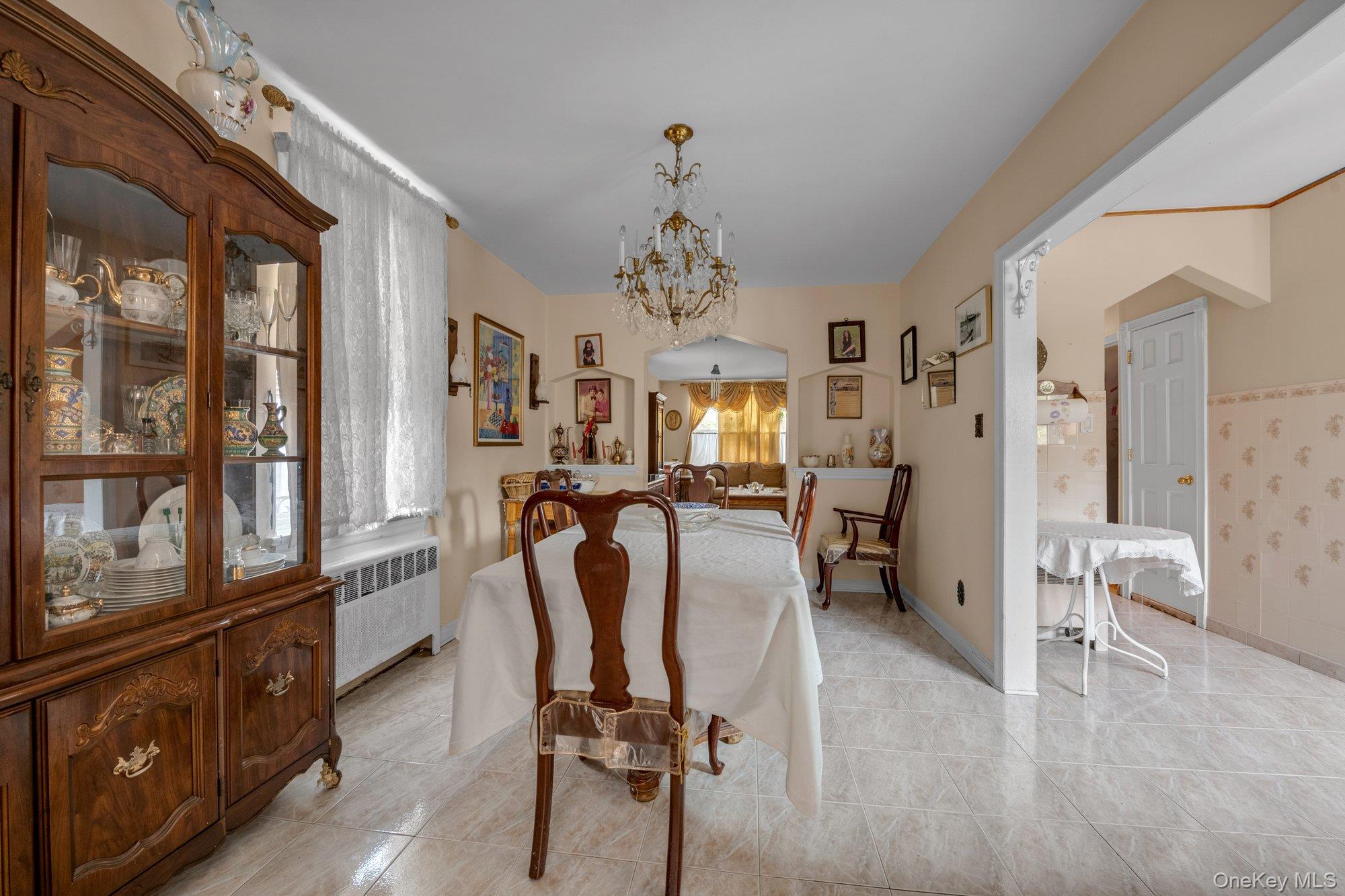 Single Family Vance Bronx, NY 10469, MLS-936402-10