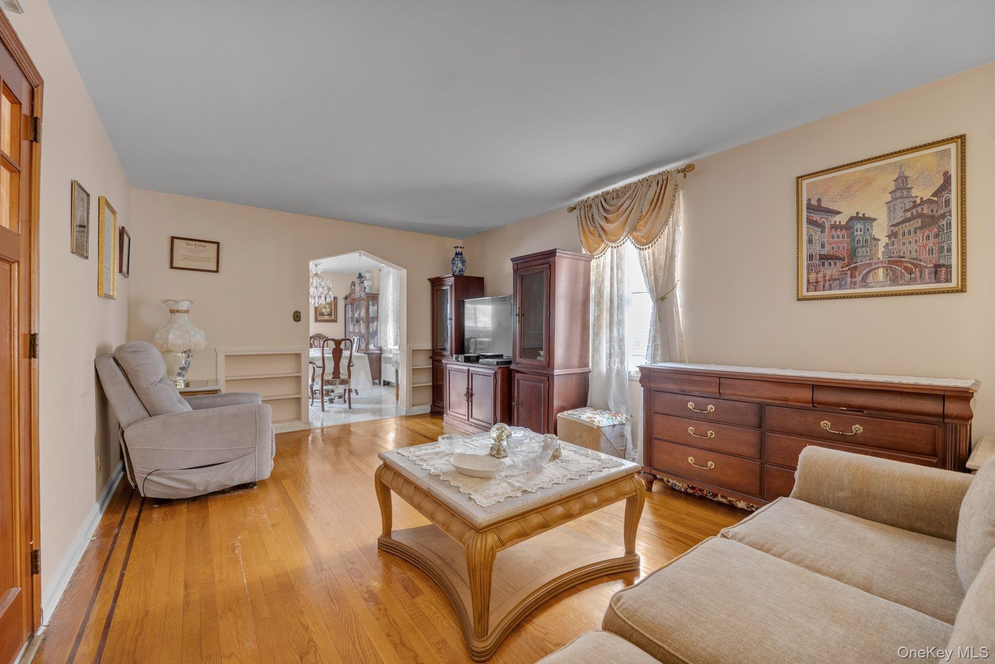 Single Family Vance Bronx, NY 10469, MLS-936402-19