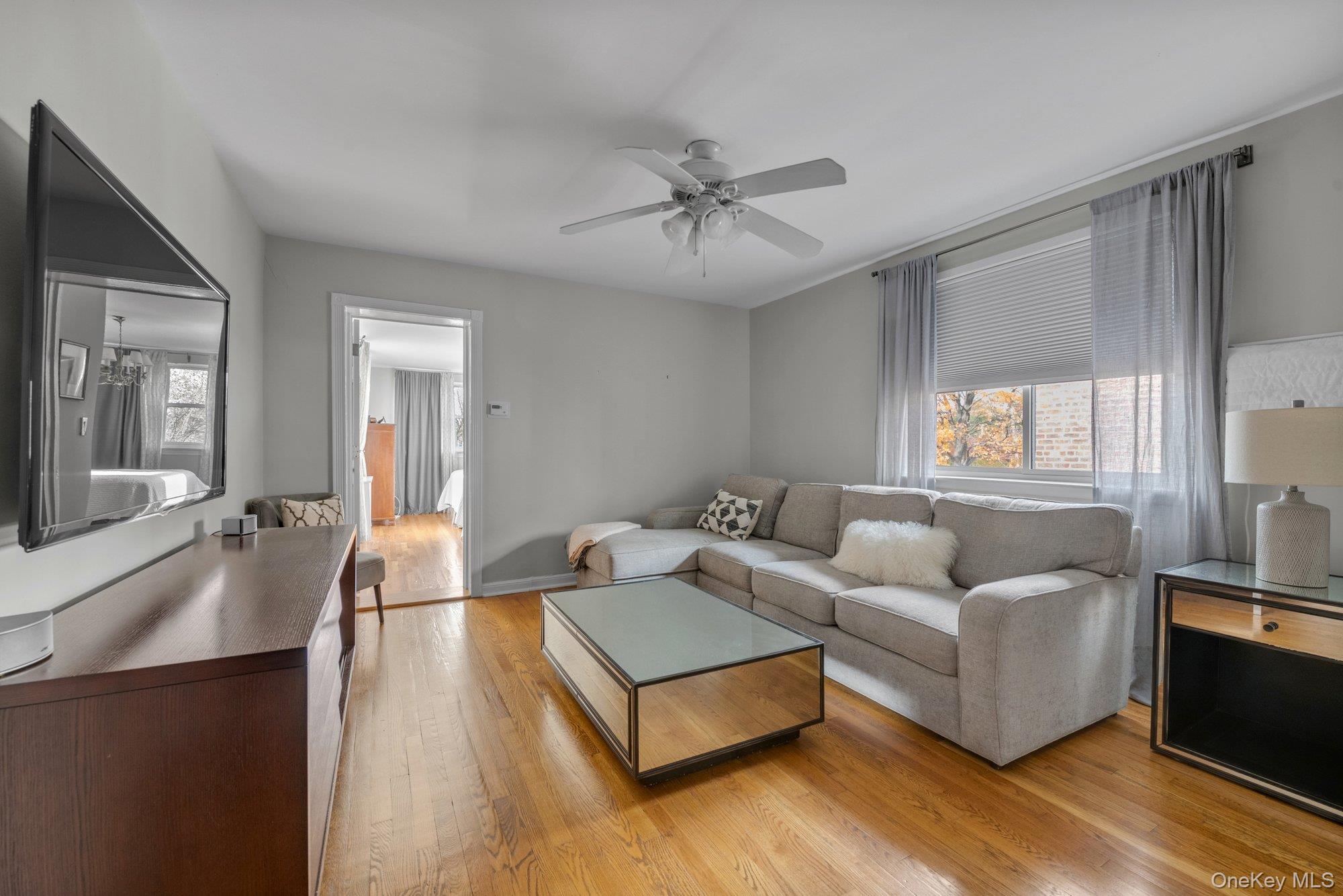 Single Family Vance Bronx, NY 10469, MLS-936402-2