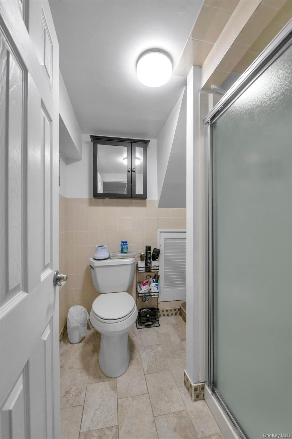 Single Family Vance Bronx, NY 10469, MLS-936402-6