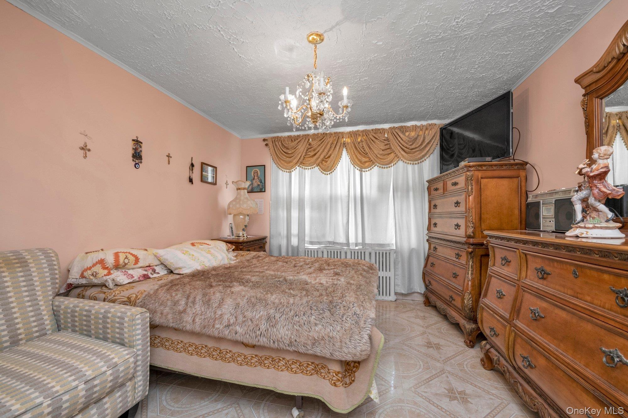 Single Family Vance Bronx, NY 10469, MLS-936402-8