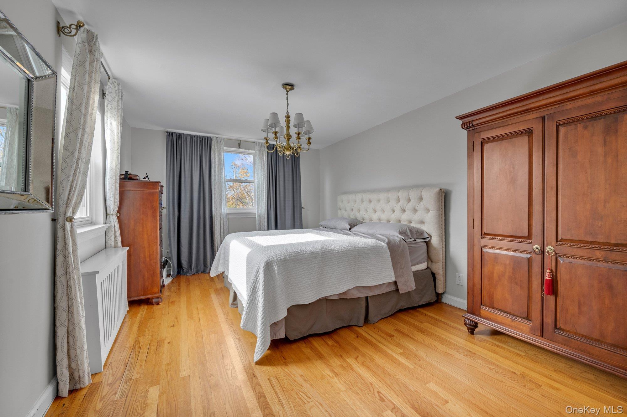 Single Family Vance Bronx, NY 10469, MLS-936402-9