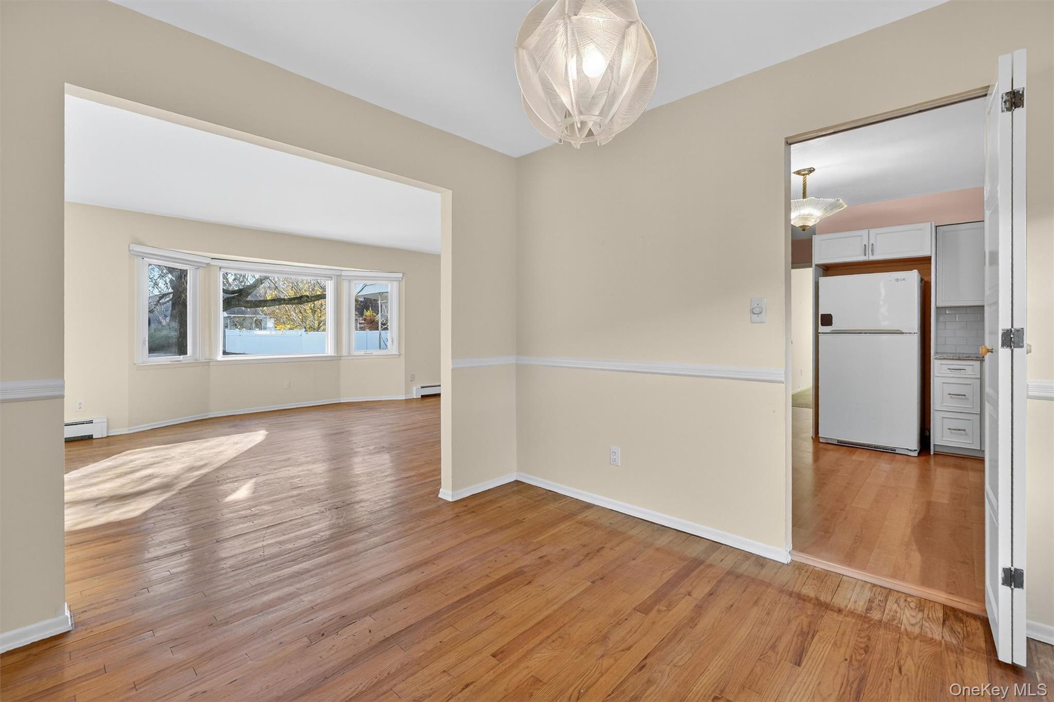 Single Family Foxhurst Nassau County, NY 11510, MLS-936408-16