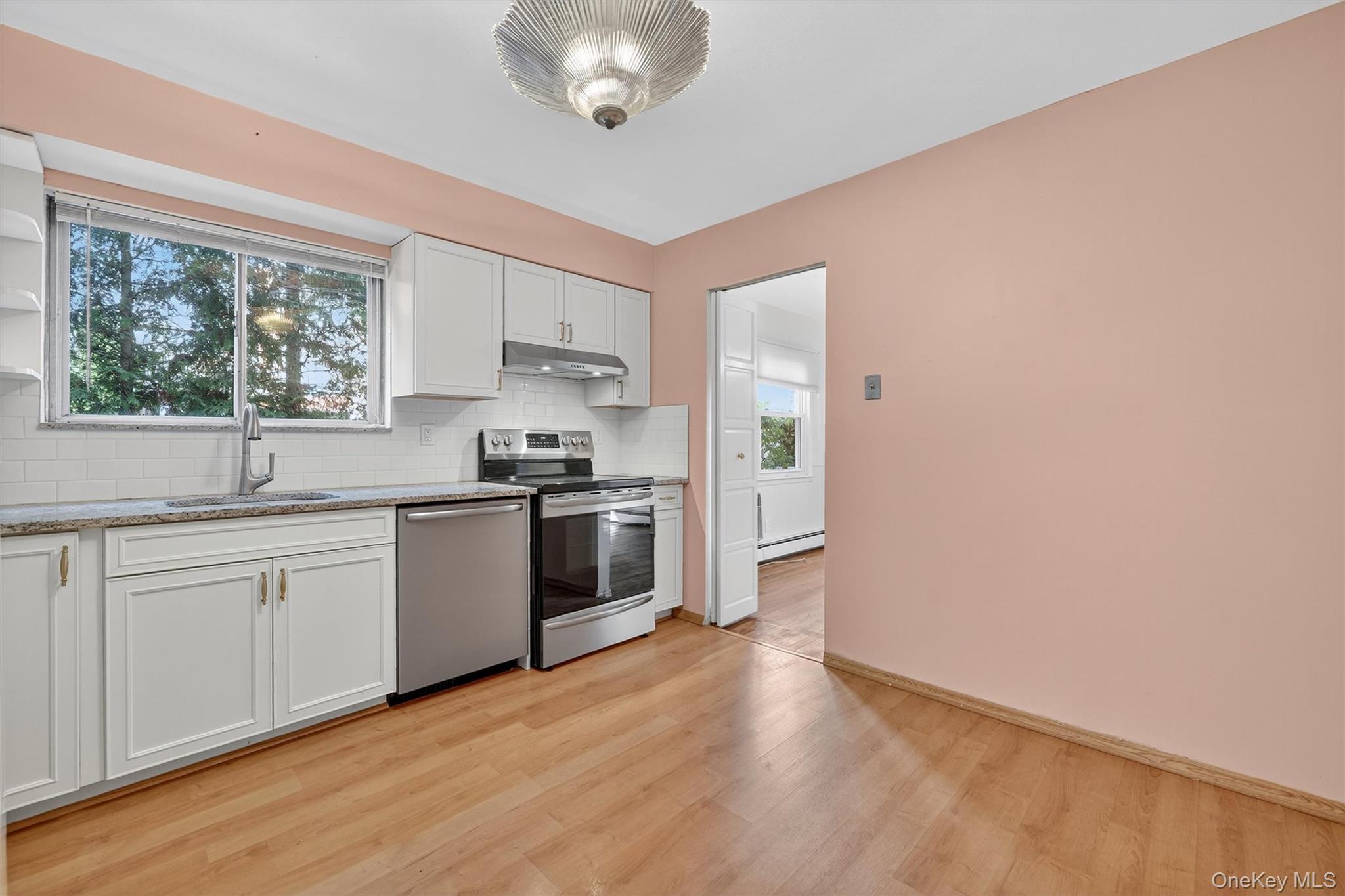 Single Family Foxhurst Nassau County, NY 11510, MLS-936408-19