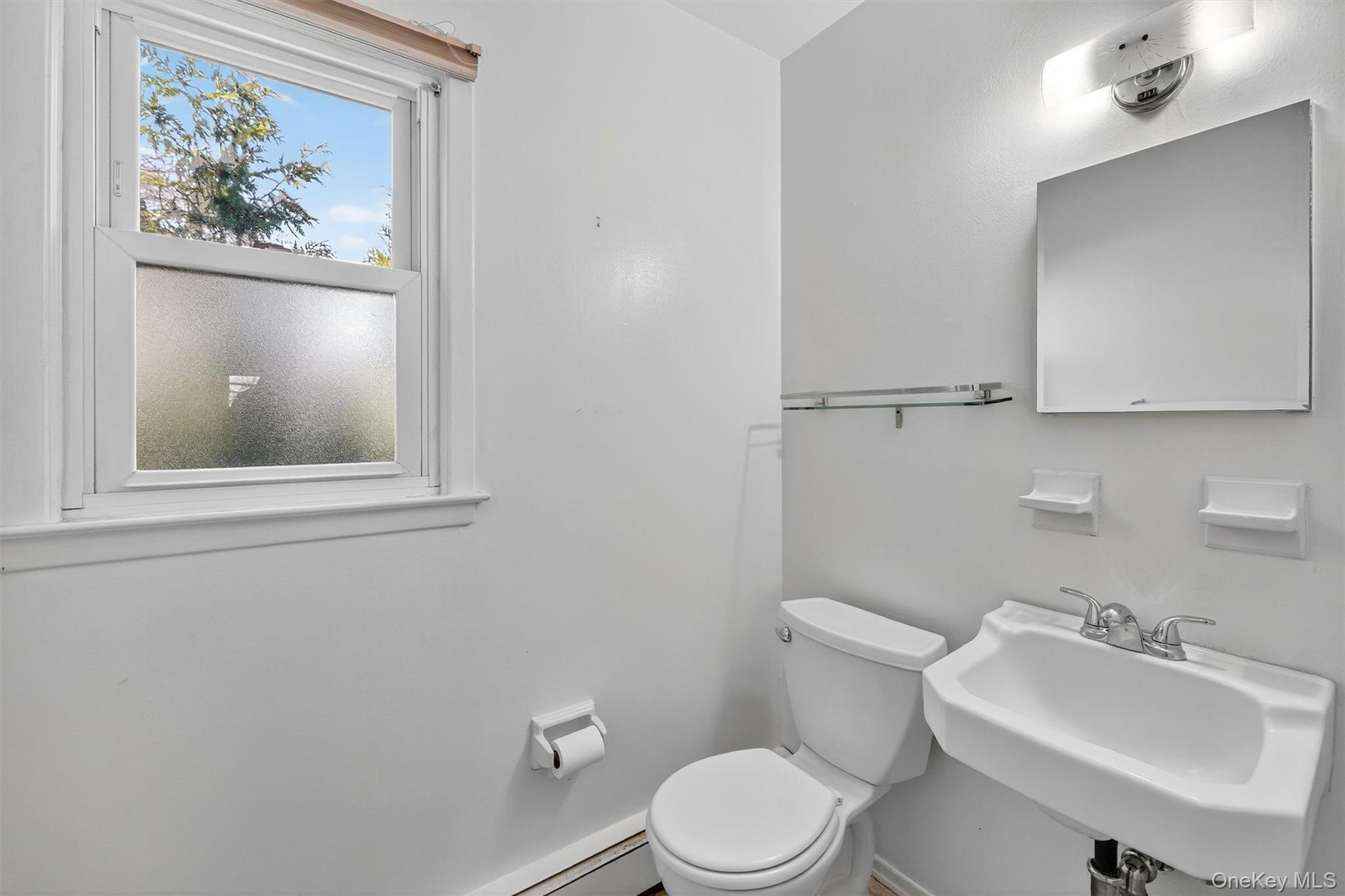 Single Family Foxhurst Nassau County, NY 11510, MLS-936408-27