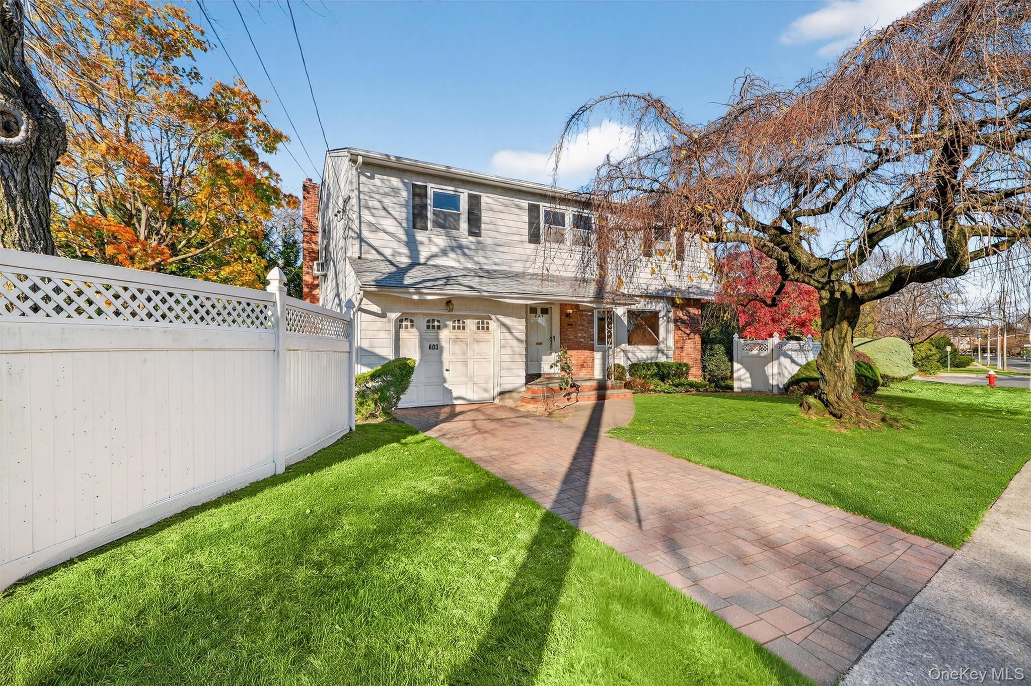 Single Family Foxhurst Nassau County, NY 11510, MLS-936408-3