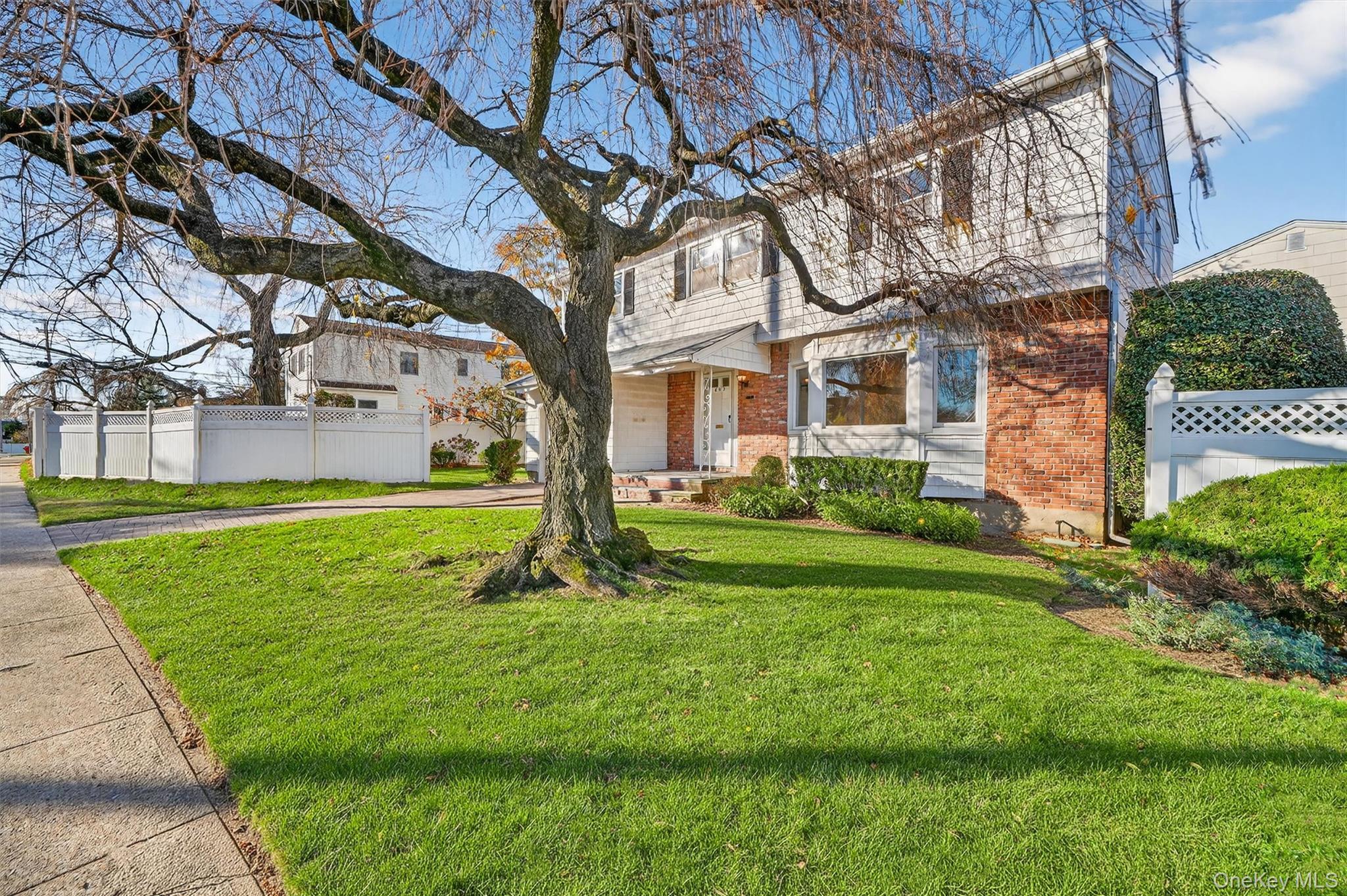 Single Family Foxhurst Nassau County, NY 11510, MLS-936408-4