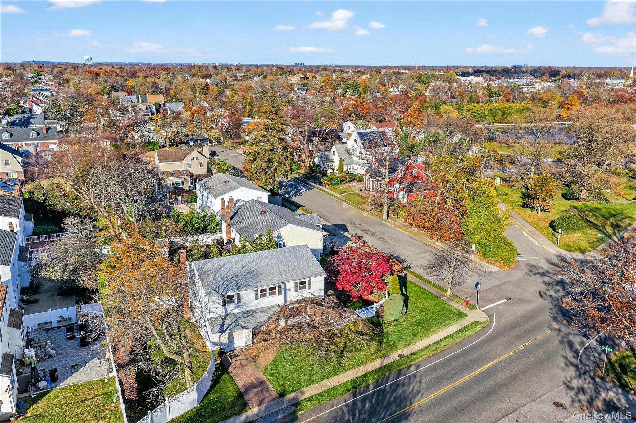 Single Family Foxhurst Nassau County, NY 11510, MLS-936408-48