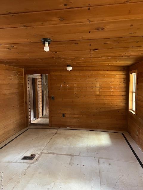 Single Family Upper Samsonville Ulster County, NY 12461, MLS-936413-15