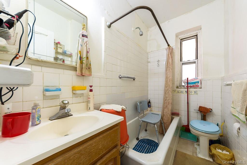 Coop 75th Queens, NY 11375, MLS-936421-5