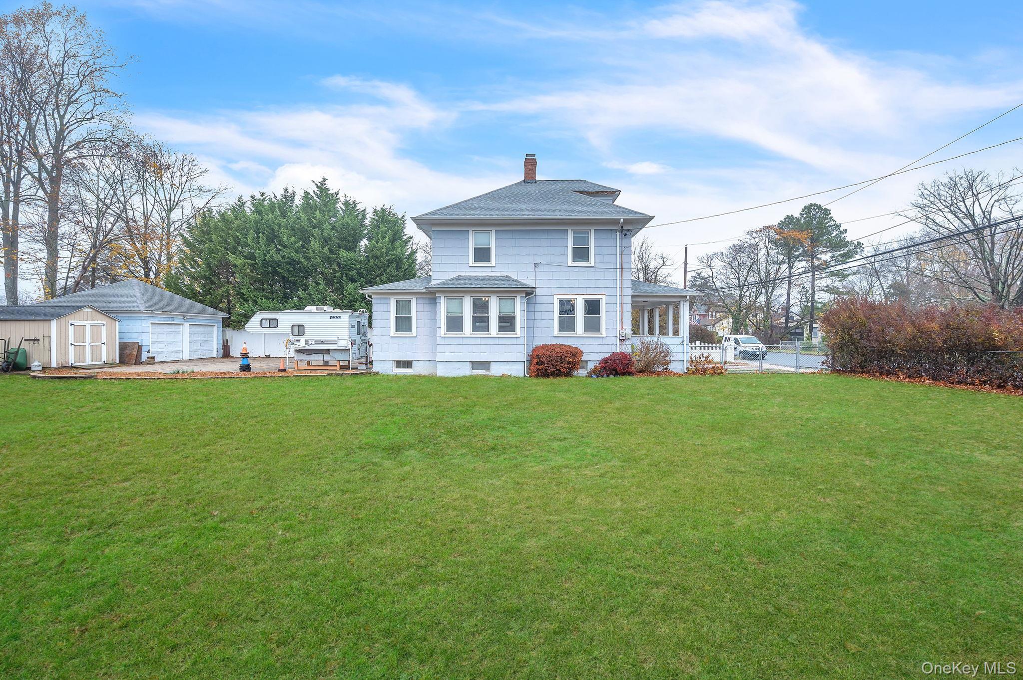 Single Family 3rd  Suffolk County, NY 11730, MLS-936436-45
