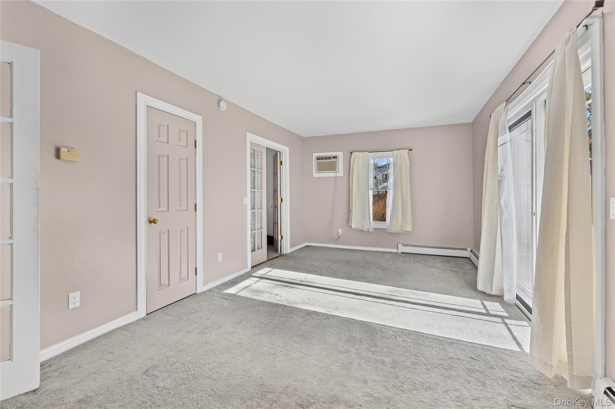 Single Family Queen  Suffolk County, NY 11789, MLS-936444-18