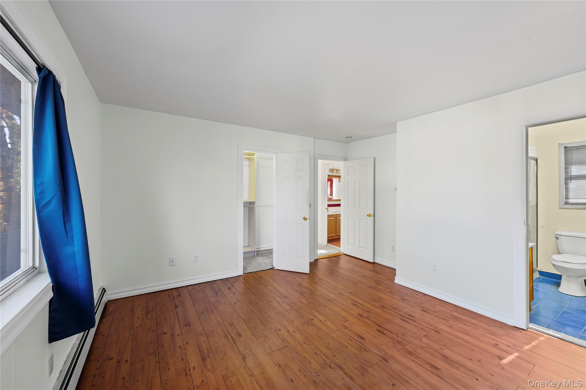 Single Family Queen  Suffolk County, NY 11789, MLS-936444-20