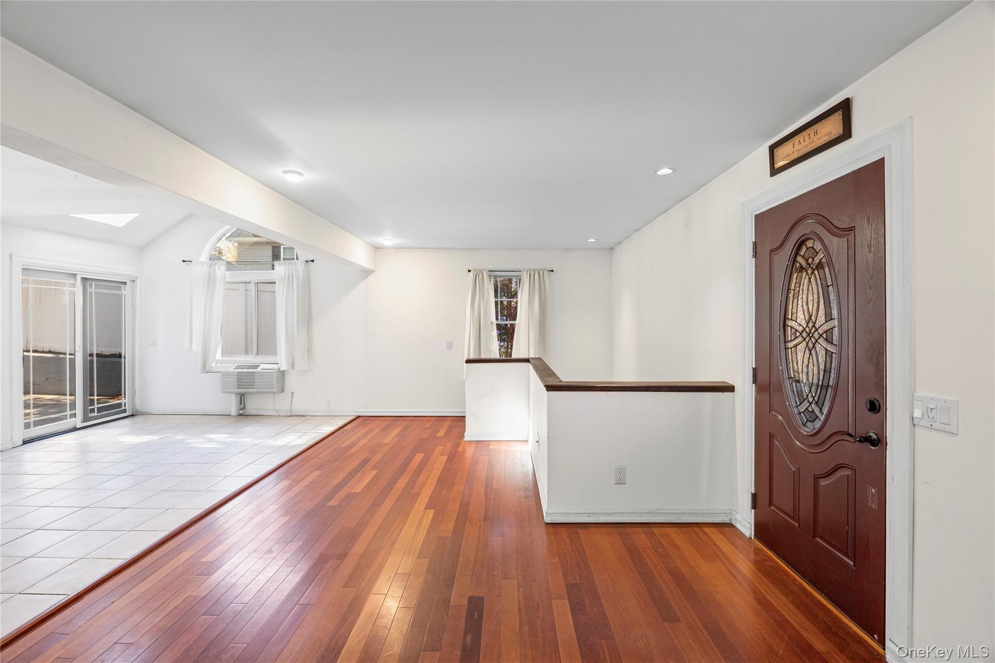 Single Family Queen  Suffolk County, NY 11789, MLS-936444-7