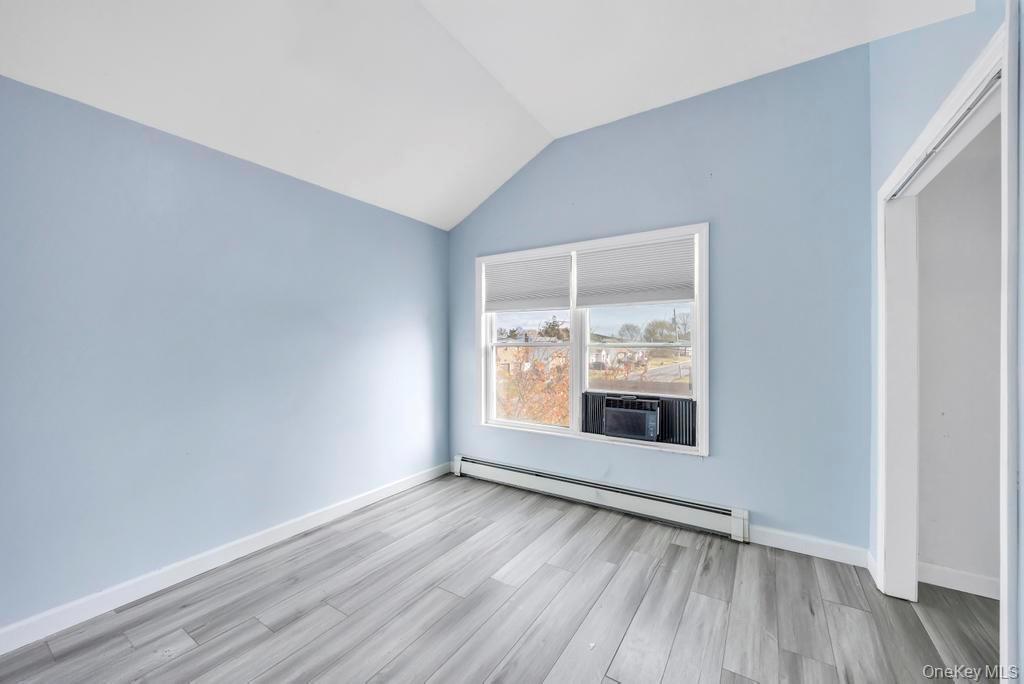 Single Family Catskill  Suffolk County, NY 11757, MLS-936456-10