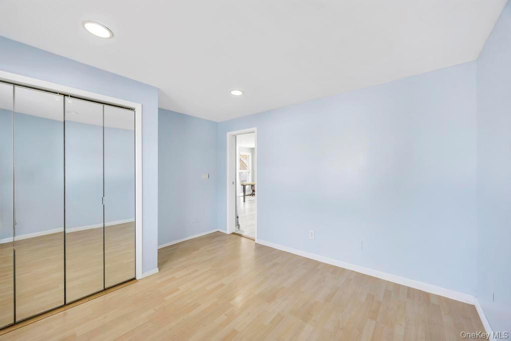 Single Family Catskill  Suffolk County, NY 11757, MLS-936456-19