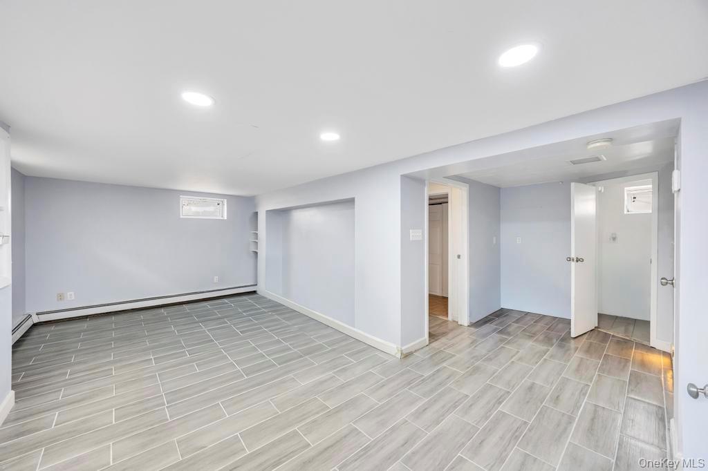 Single Family Catskill  Suffolk County, NY 11757, MLS-936456-31