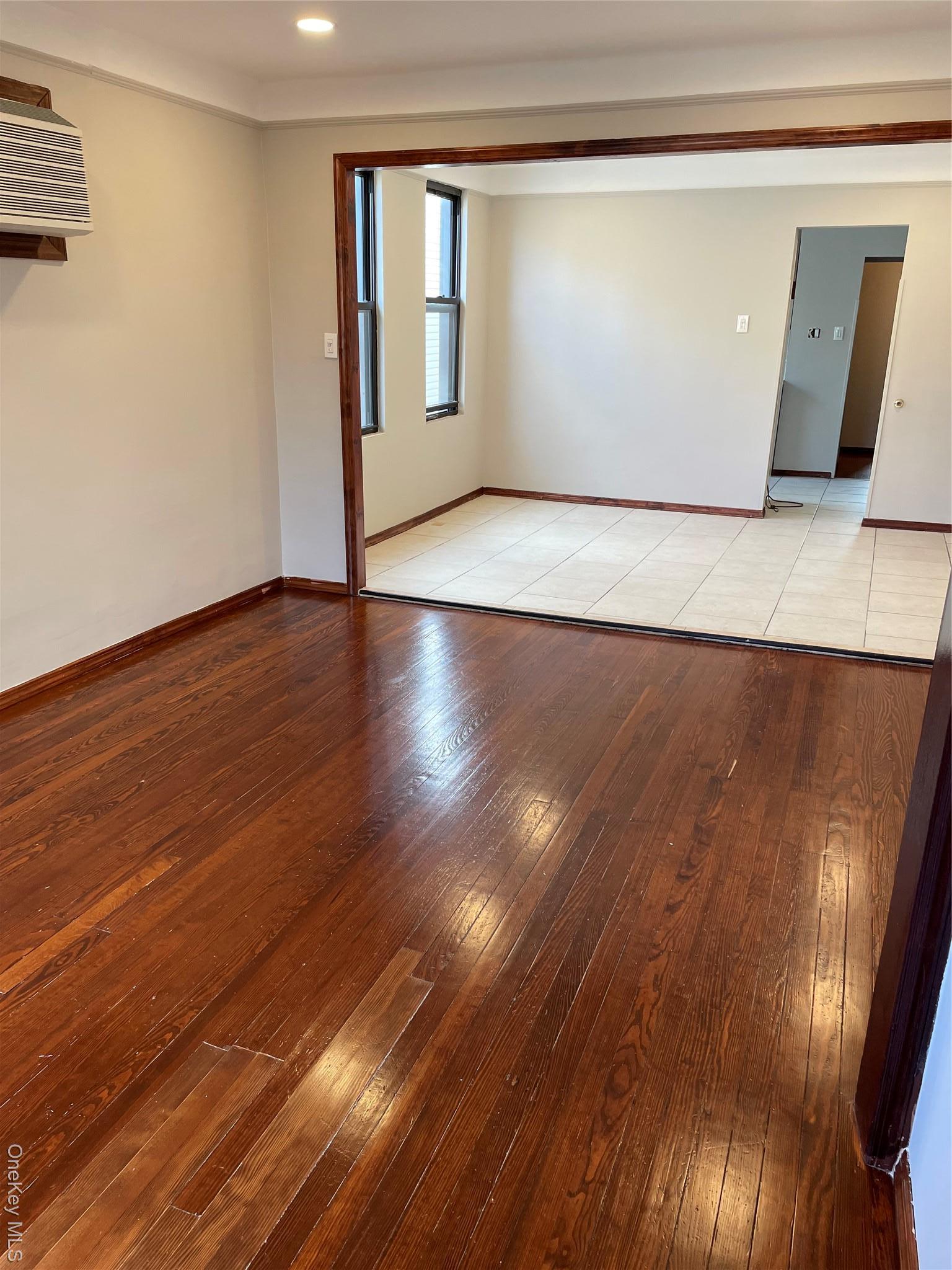 Single Family 79th  Queens, NY 11385, MLS-936492-23