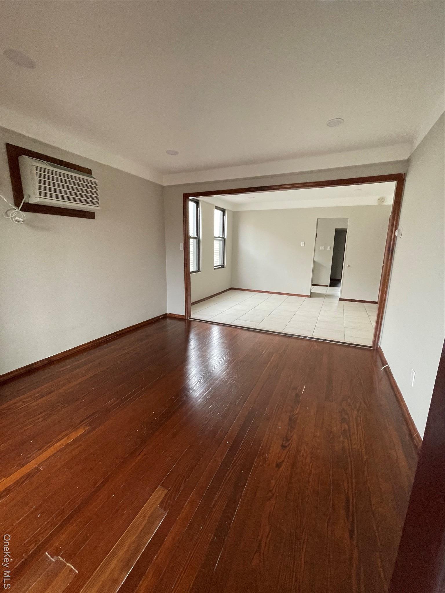 Single Family 79th  Queens, NY 11385, MLS-936492-29