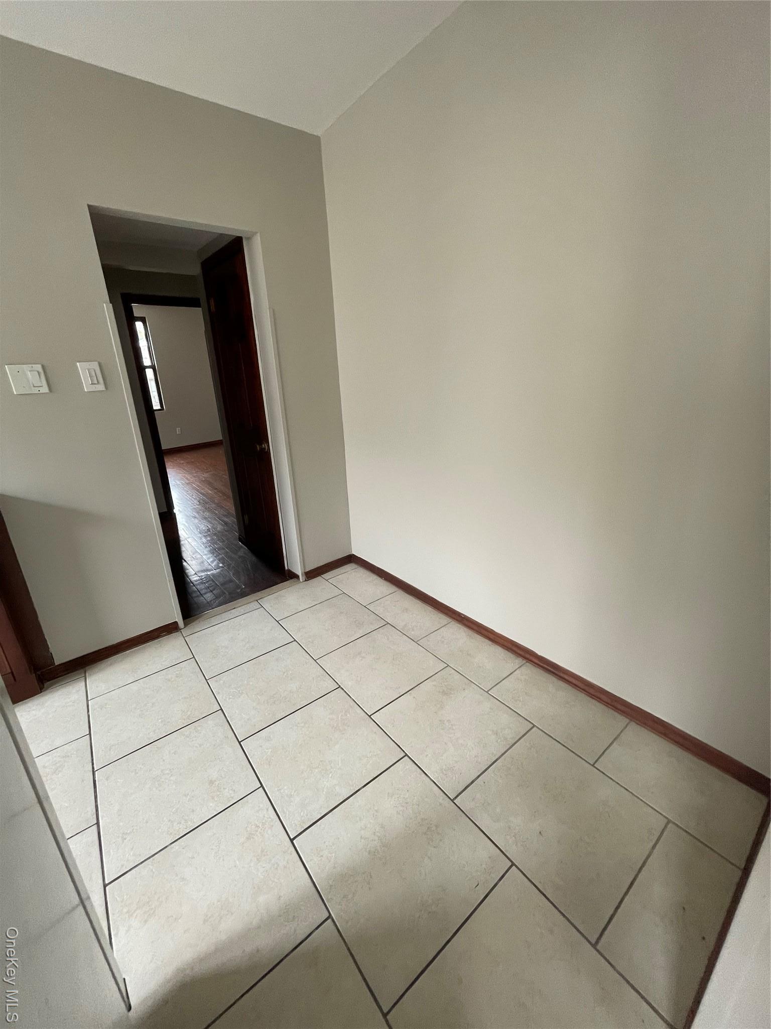 Single Family 79th  Queens, NY 11385, MLS-936492-31