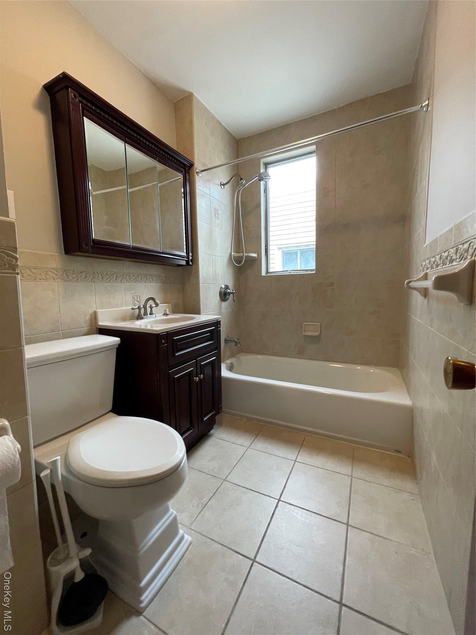 Single Family 79th  Queens, NY 11385, MLS-936492-34