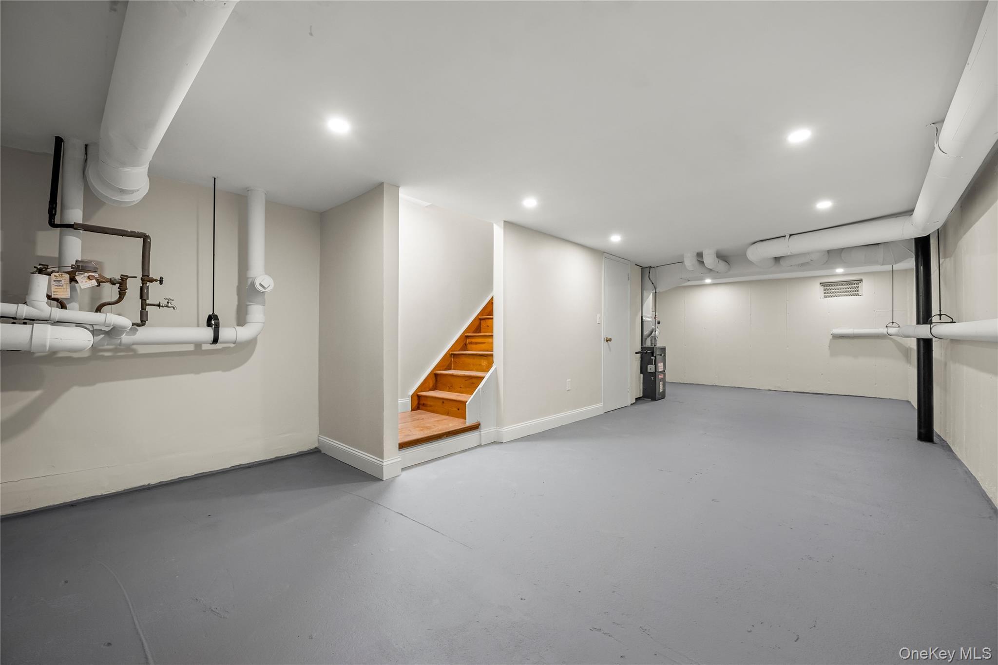 Single Family Forest  Bronx, NY 10456, MLS-936496-15