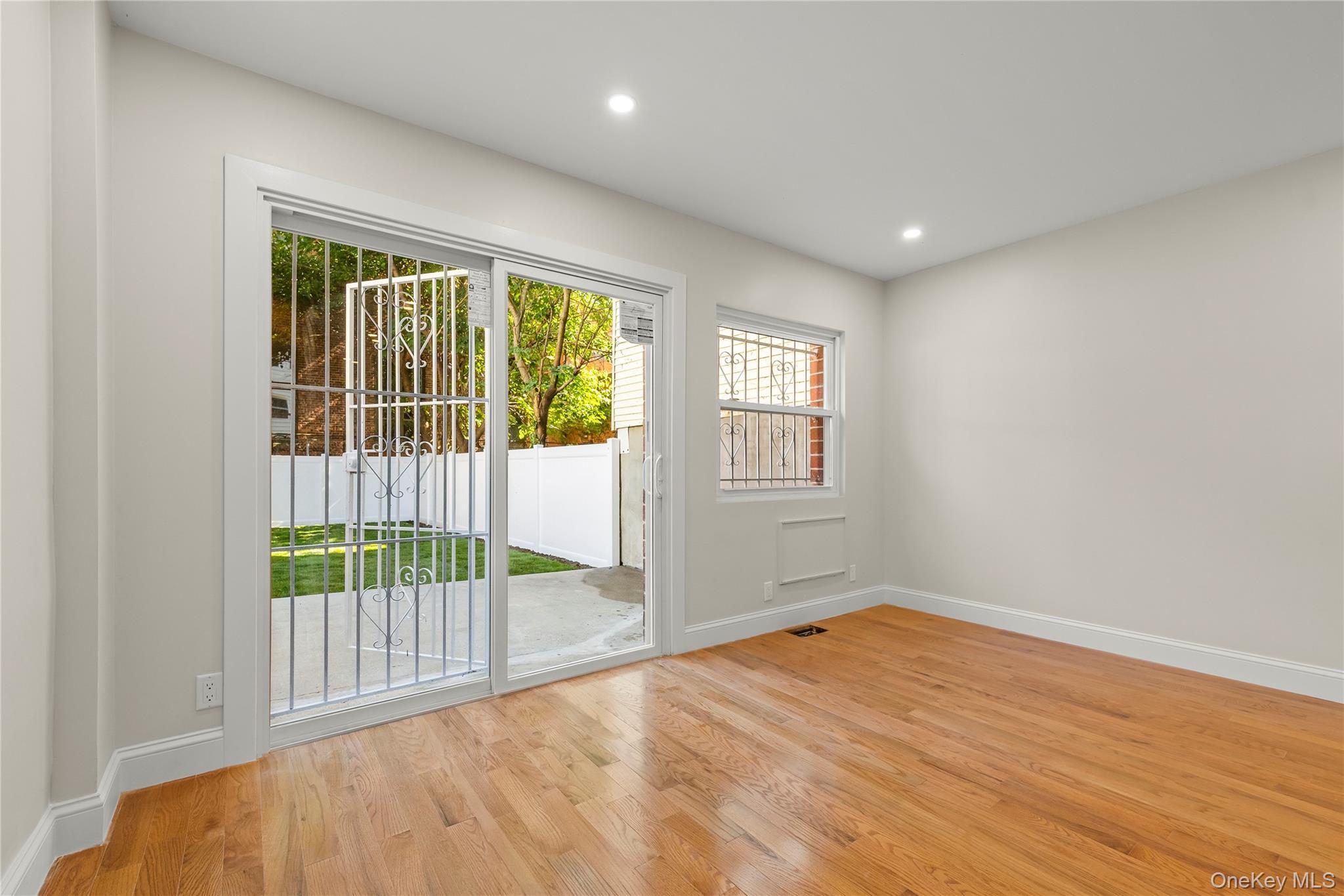 Single Family Forest  Bronx, NY 10456, MLS-936496-20