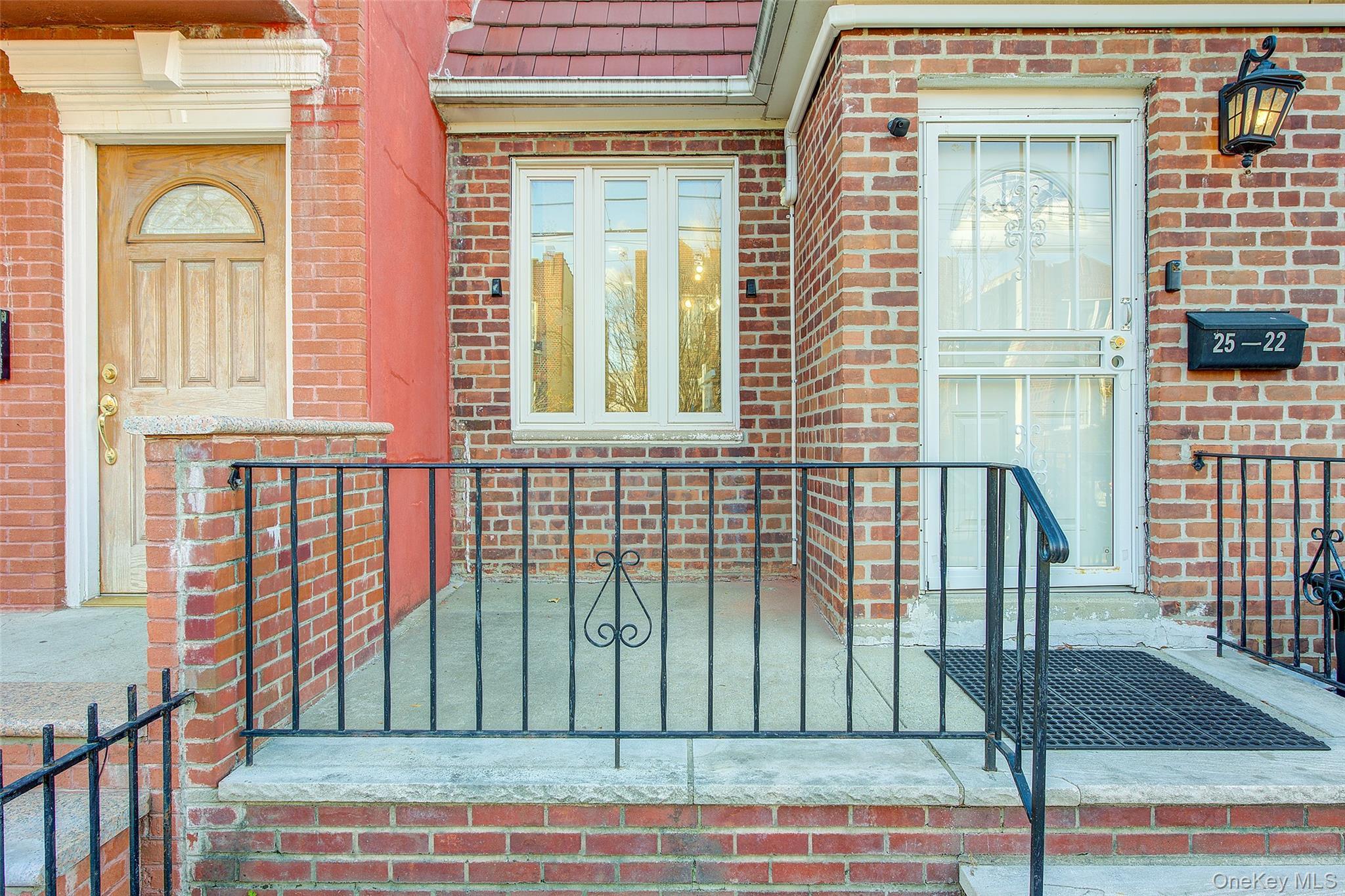 Single Family 45th  Queens, NY 11103, MLS-936530-2