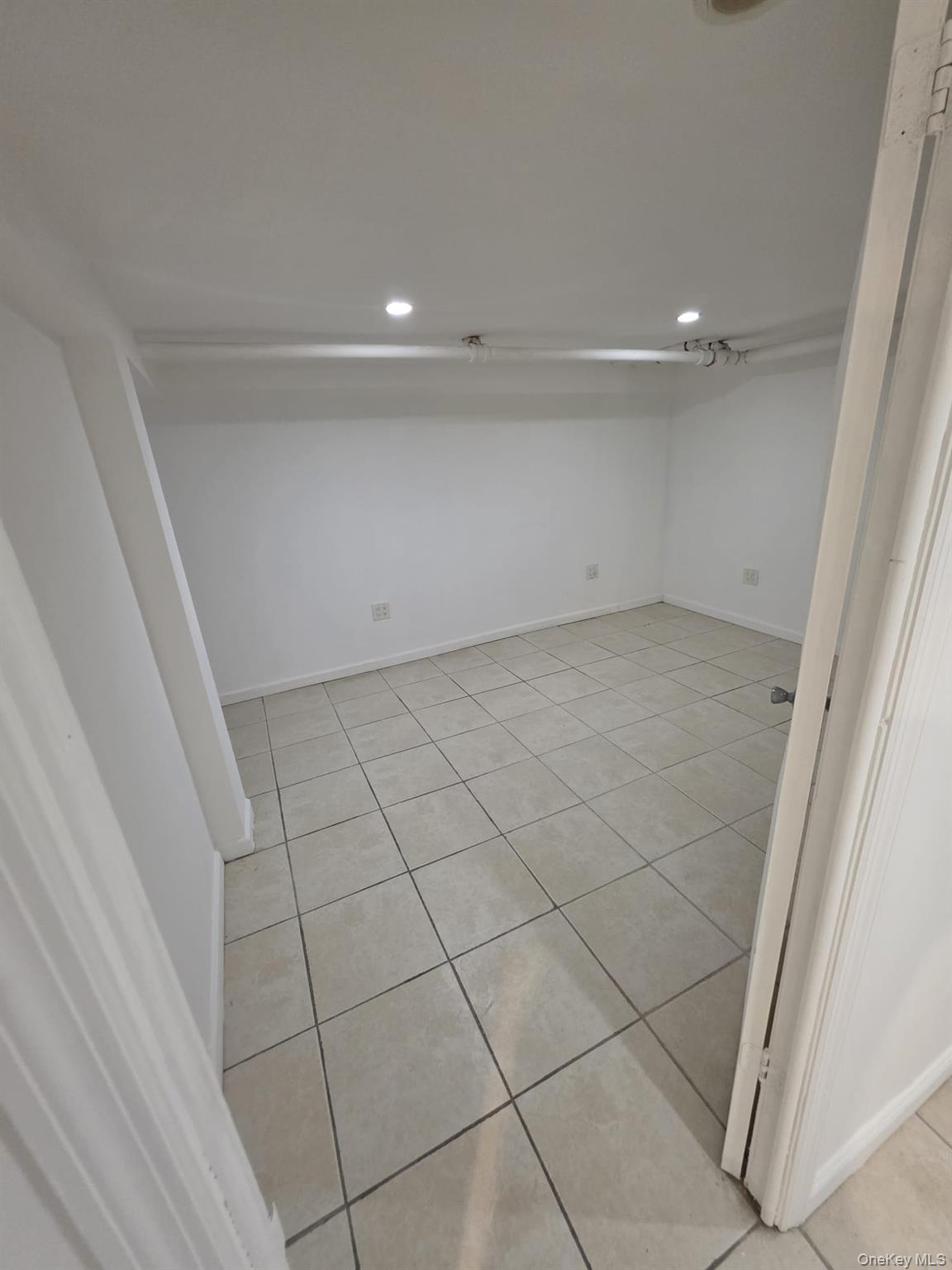 Single Family 200th Queens, NY 11412, MLS-936539-6