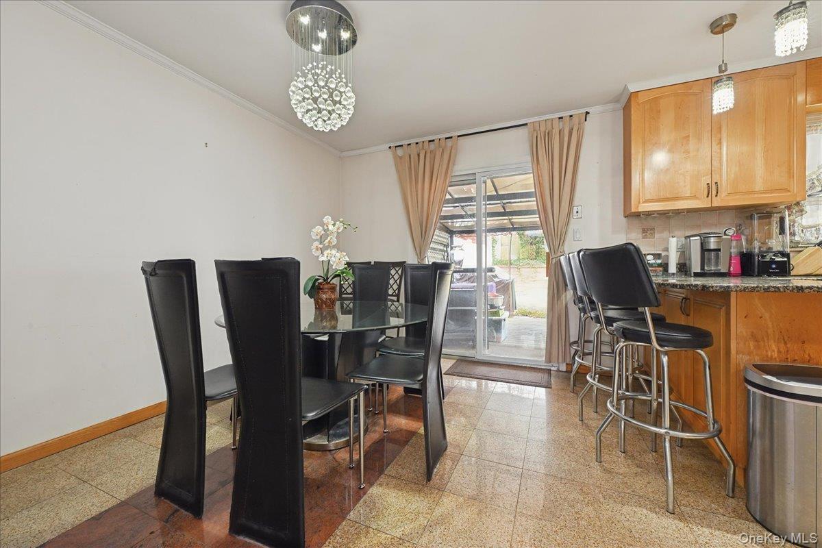 Condo Douglaston  Queens, NY 11362, MLS-936577-12