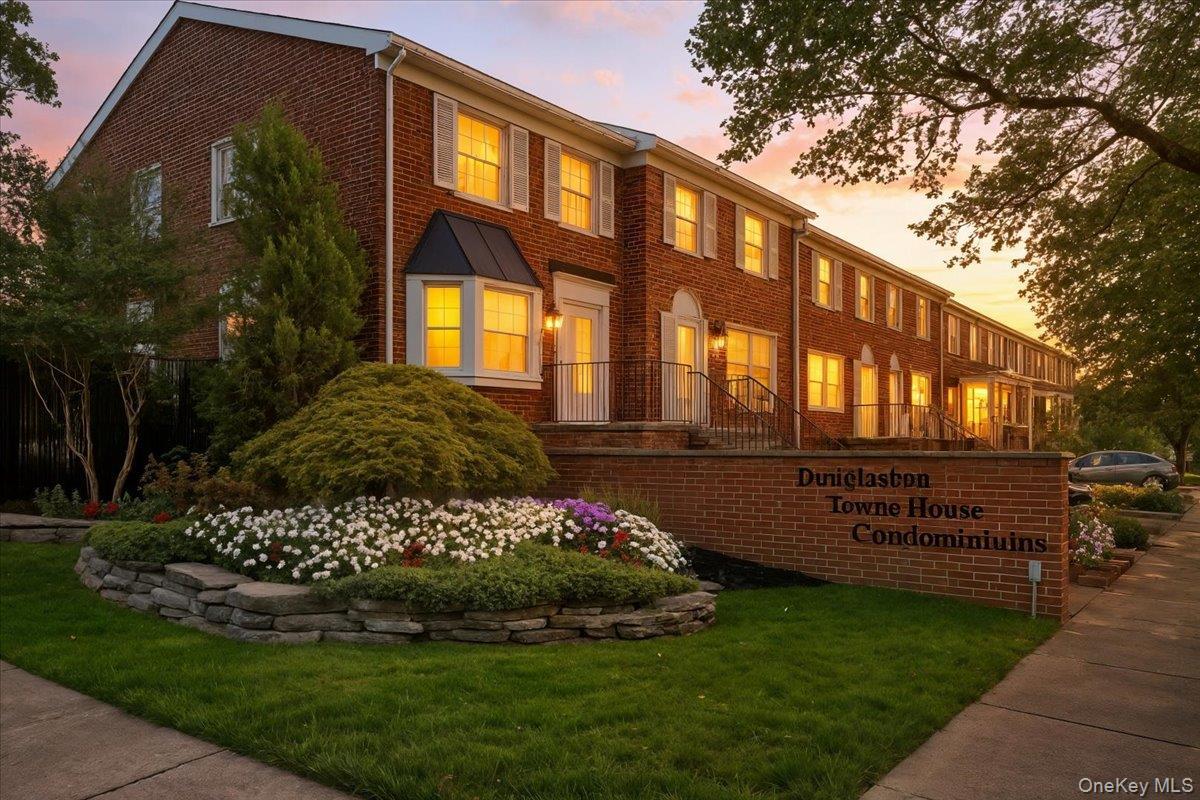 Condo Douglaston  Queens, NY 11362, MLS-936577-4