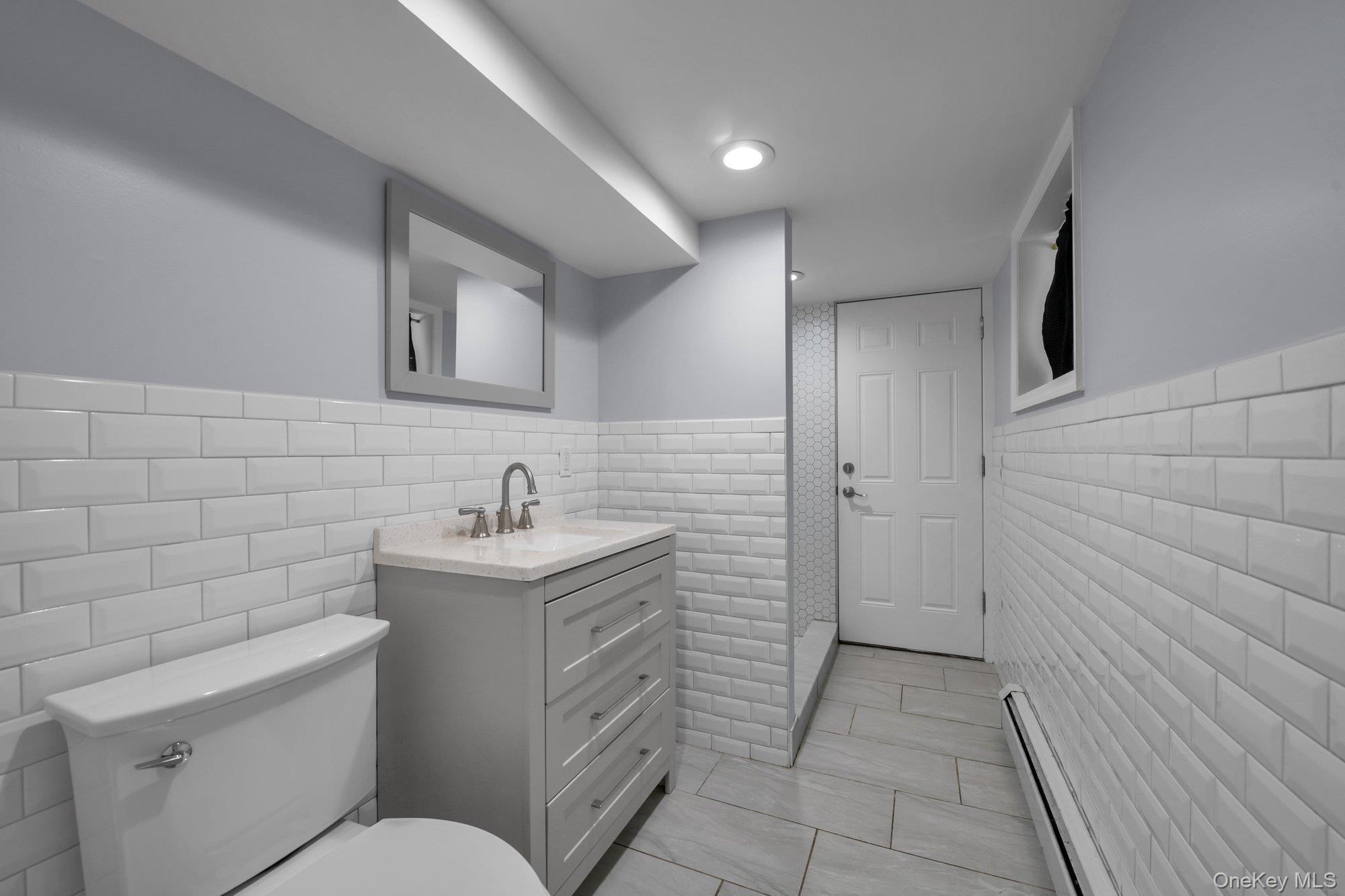 Single Family Ellsworth  Bronx, NY 10465, MLS-936583-16