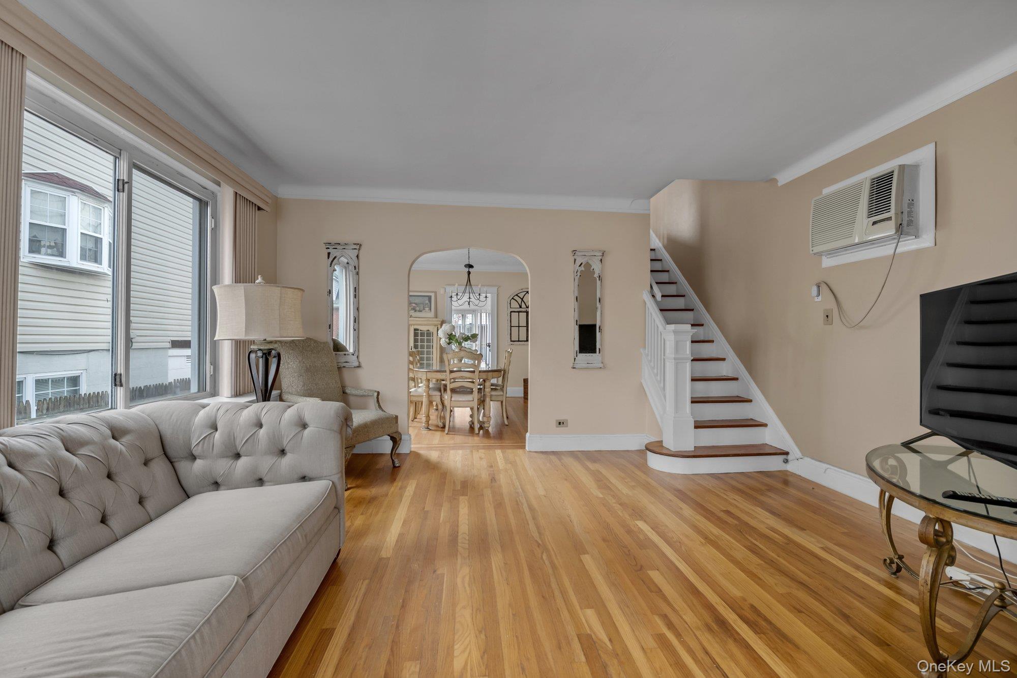 Single Family Ellsworth  Bronx, NY 10465, MLS-936583-4