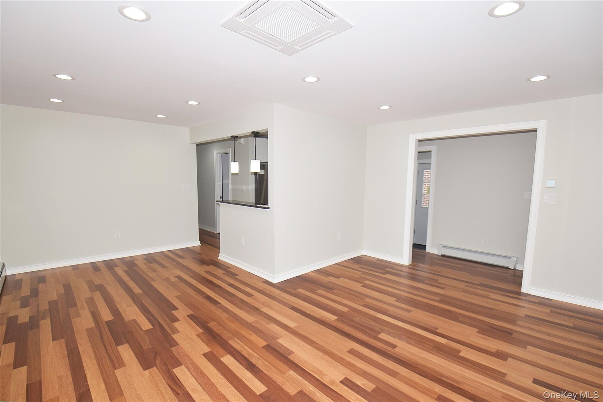 Single Family 262nd  Queens, NY 11001, MLS-936593-4