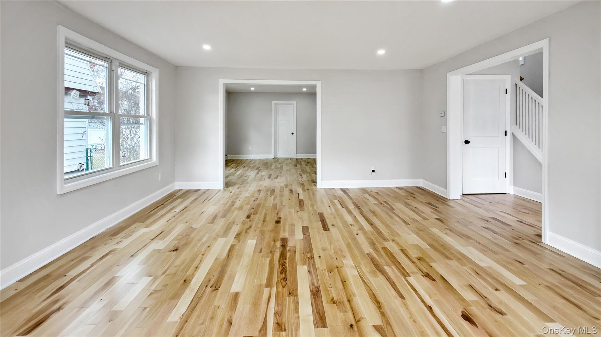 Single Family Montgomery Nassau County, NY 11580, MLS-936615-16