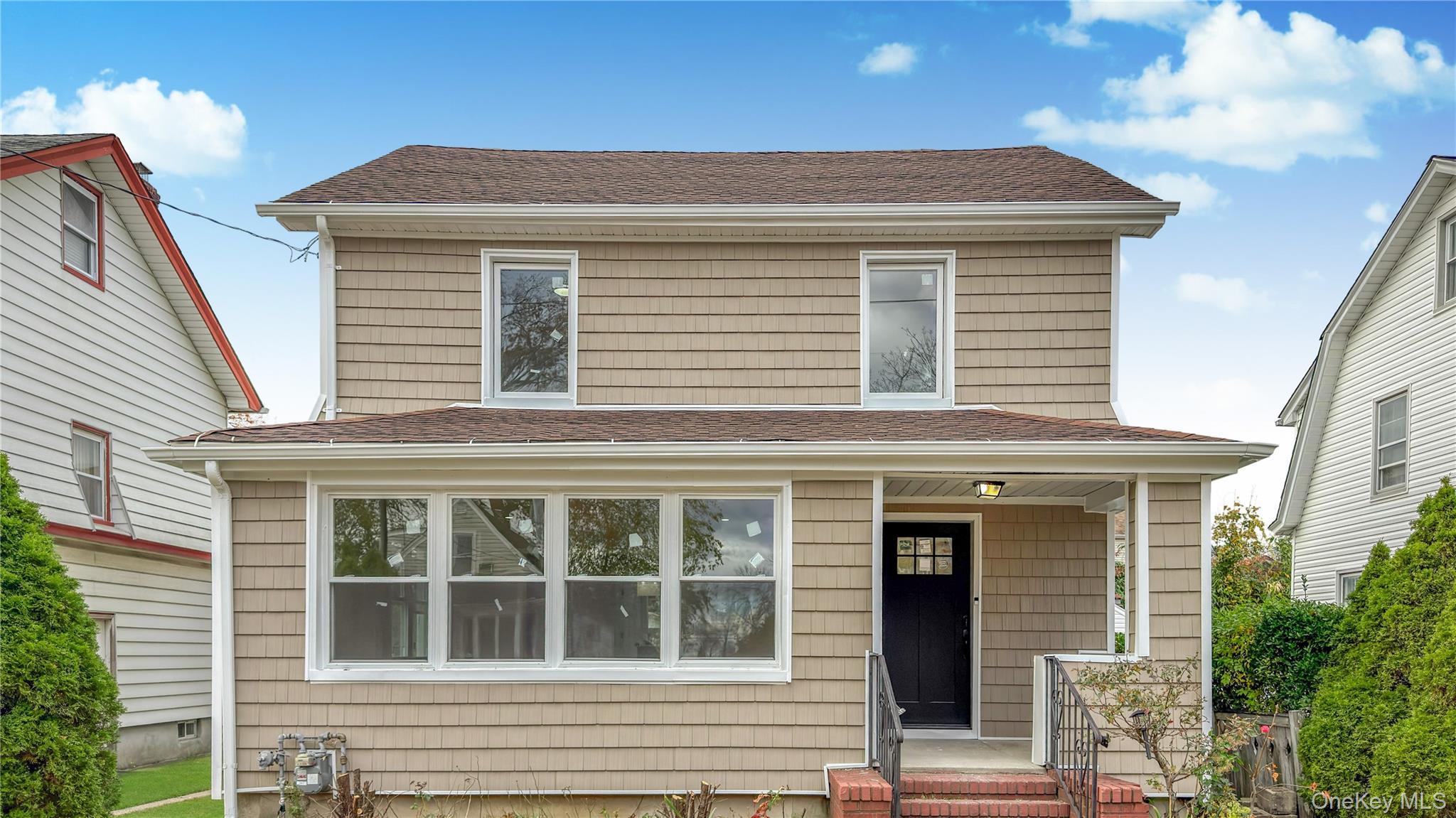 Single Family Montgomery Nassau County, NY 11580, MLS-936615-2