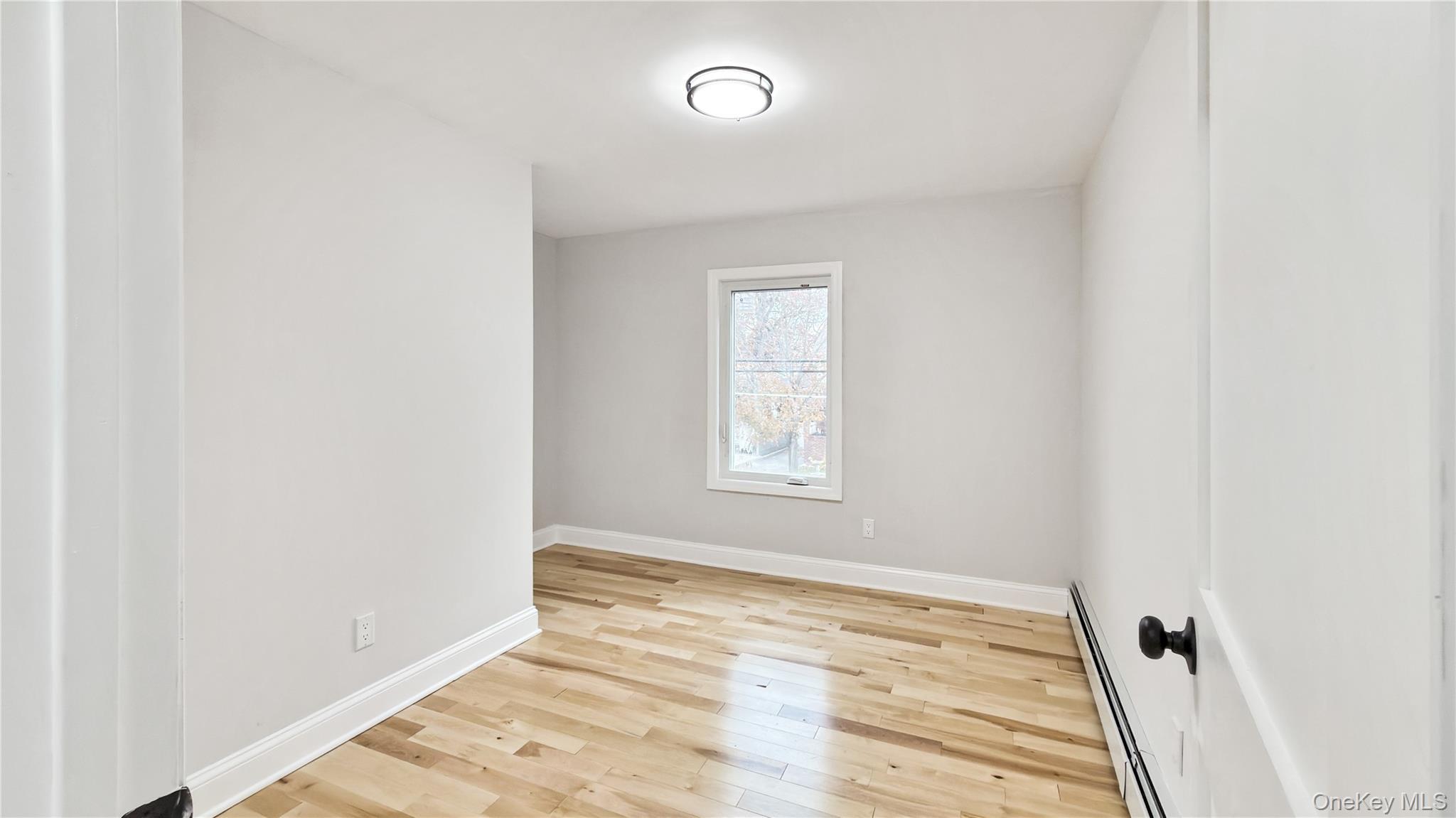 Single Family Montgomery Nassau County, NY 11580, MLS-936615-27