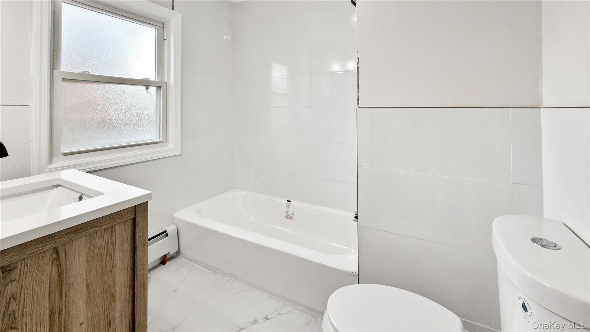 Single Family Montgomery Nassau County, NY 11580, MLS-936615-30